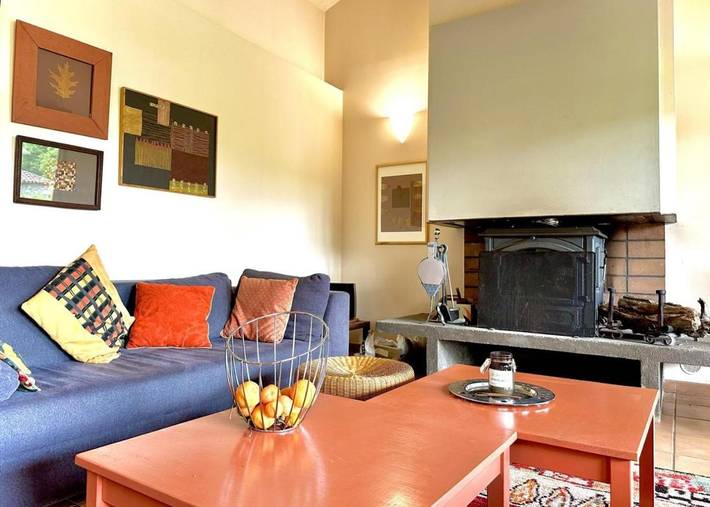 Location de vacances pour 8 personnes, avec terrasse ainsi que jardin et piscine à Estadens - 4