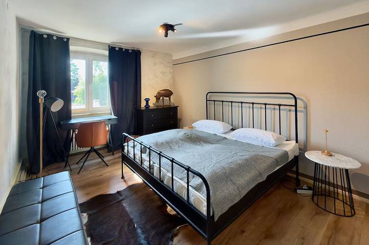 Gîte pour 8 personnes, avec jardin dans Oberrimsingen