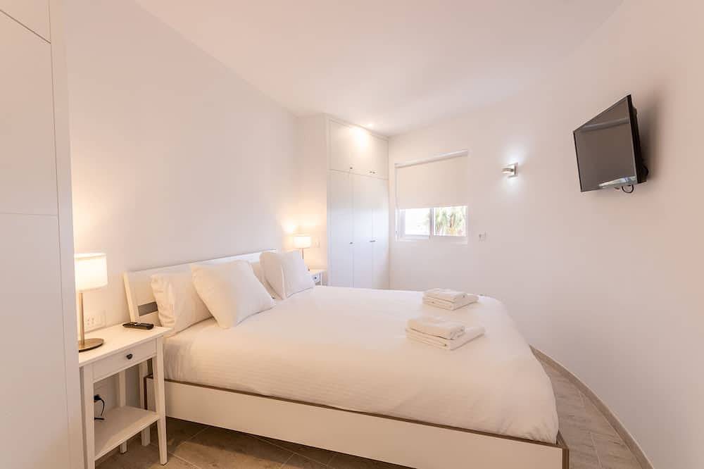 Entire apartment, Cristianmar Seaview 1A040 in Los Cristianos, Arona