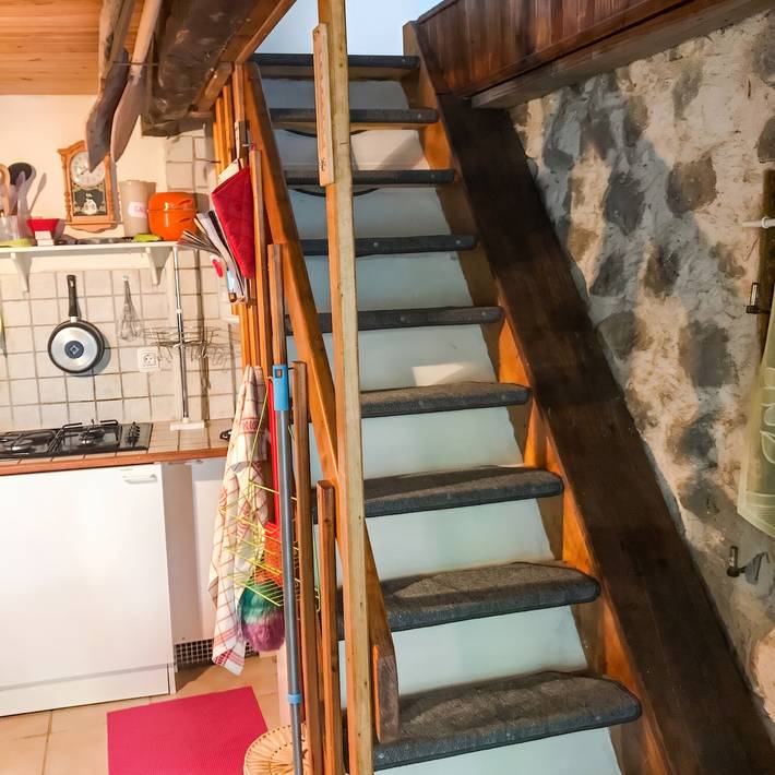 Maison de charme à Vezac avec vue sur la montagne in Vézac (Cantal), Région d'Aurillac