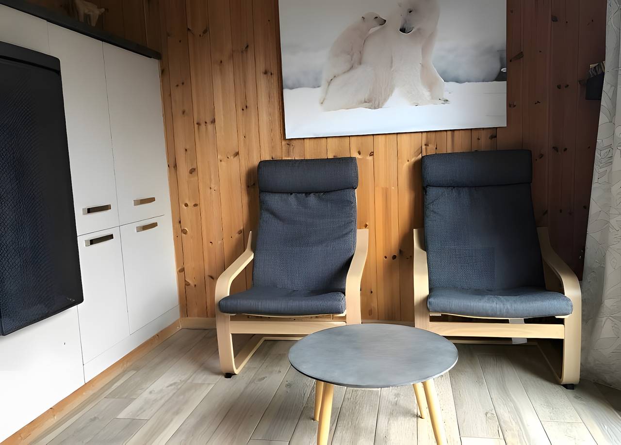 Chalet 'Mini Samsara' mit Bergblick, Balkon und Wlan in Saint-Jean-Saint-Nicolas, Nationalpark Écrins
