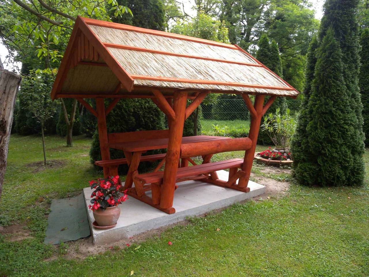 Ganze Ferienwohnung, Ferienwohnung mit Garten in Balatonbereny, Plattensee Südufer