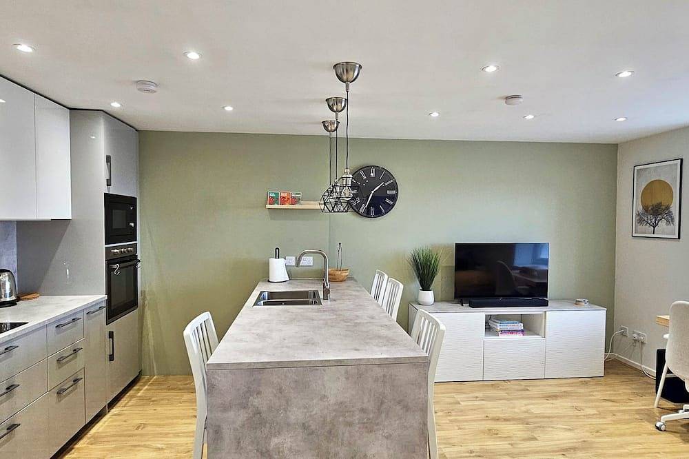 Apartment for 2 People in Cardiff Bay, Cardiff