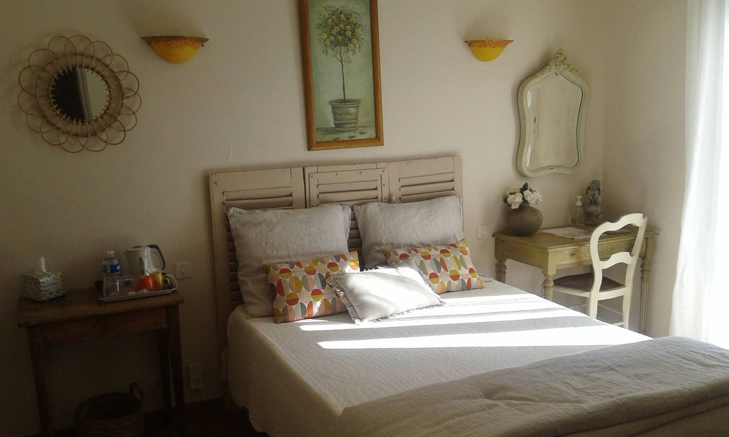 Le Castellas - Chambre 2(romarin) in Solliès-Toucas, Région de Toulon