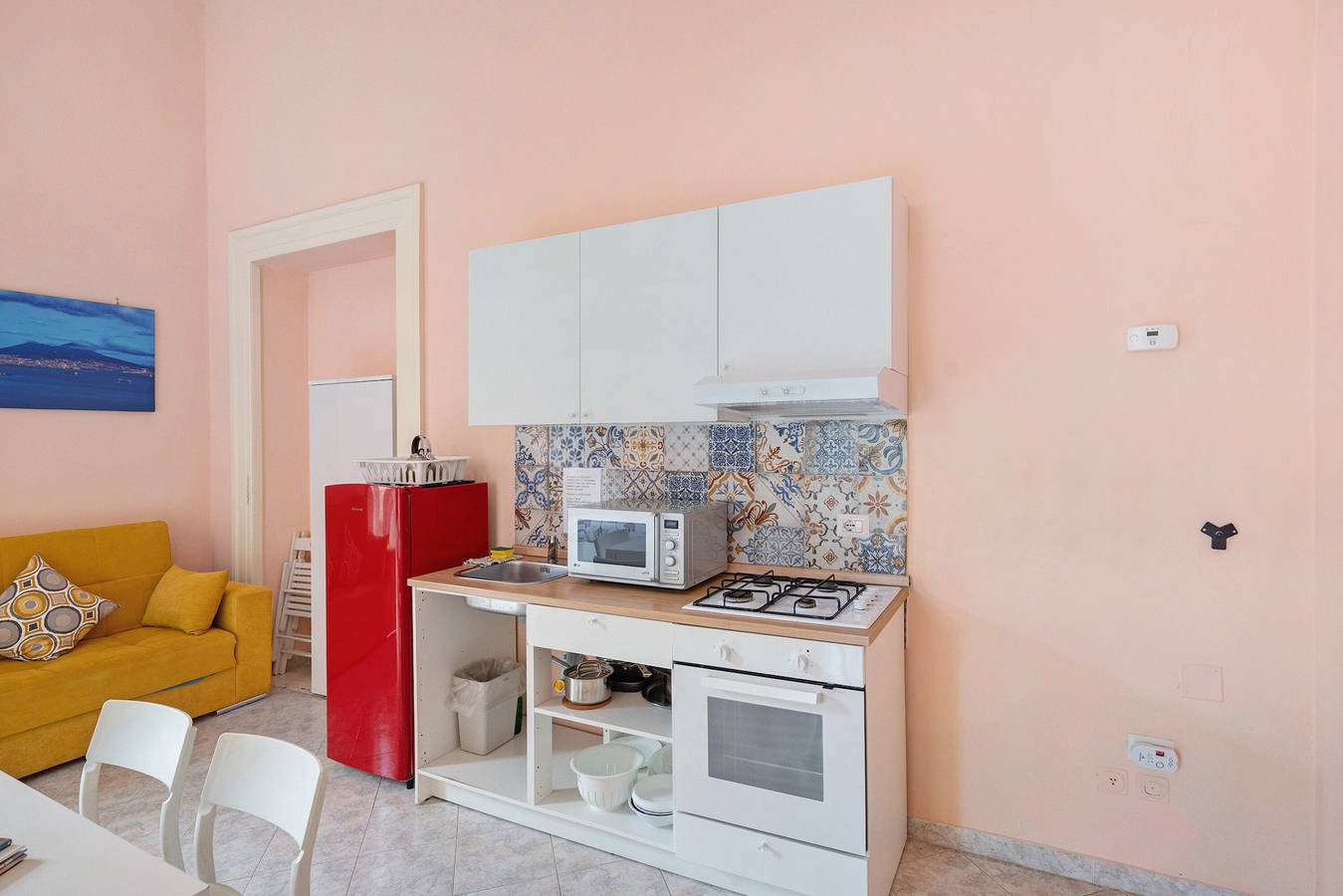 Holiday Home 'Il Cantuccio Di Diana' with Balcony, Wi-Fi and Air Conditioning in Neapel, Neapel provins