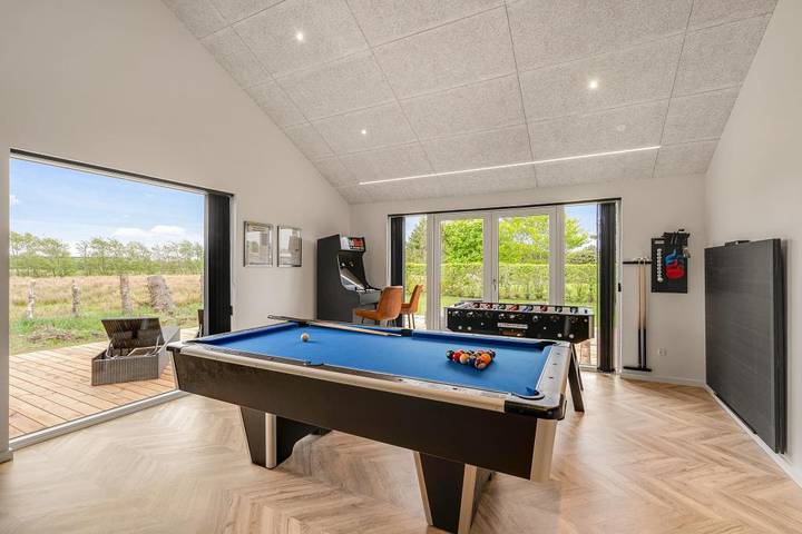 Five-star holiday home in Blåvand with outdoor hot tub in Blavand, Varde Region