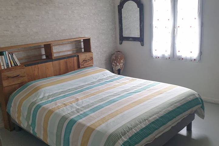 Location de vacances pour 7 personnes, avec jardin ainsi que jacuzzi et terrasse à Sausset-les-Pins - 2