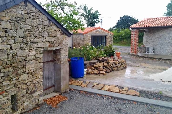 Gîte pour 3 personnes à Saint-Étienne-de-Montluc - 3