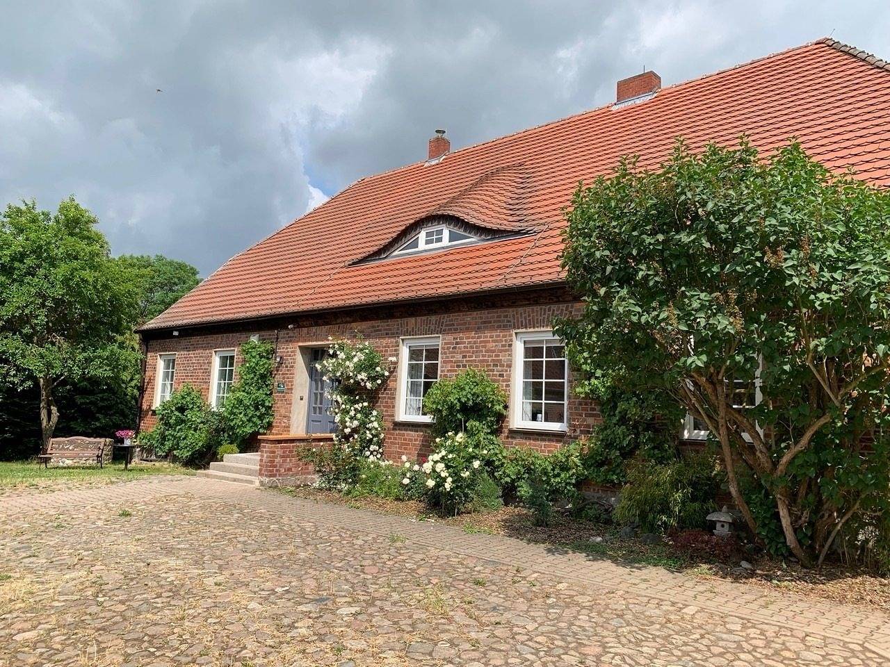 Ganze Ferienwohnung, Ruhige Fewo im Nussbaumhof - Komfort & historisches Ambiente in Lindetal, Mecklenburg-Strelitz