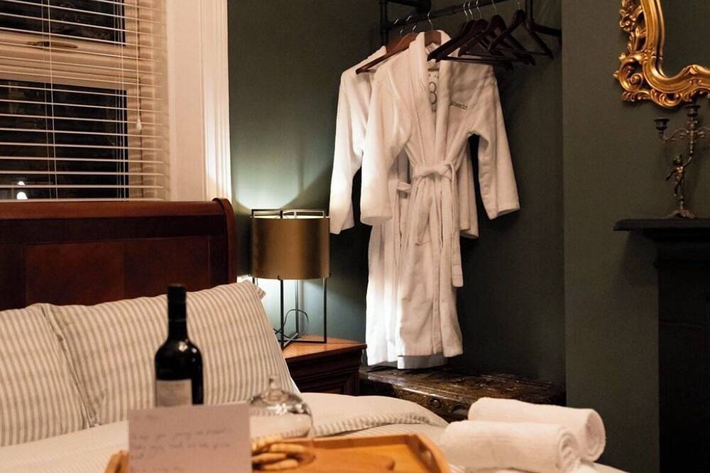 Green room - at The Royal Lodge Dublin in Dublin, Comté de Dublin
