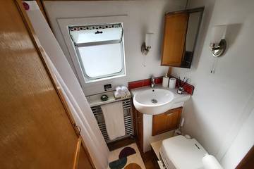 Houseboat for 4 People in London, South East England, Photo 2