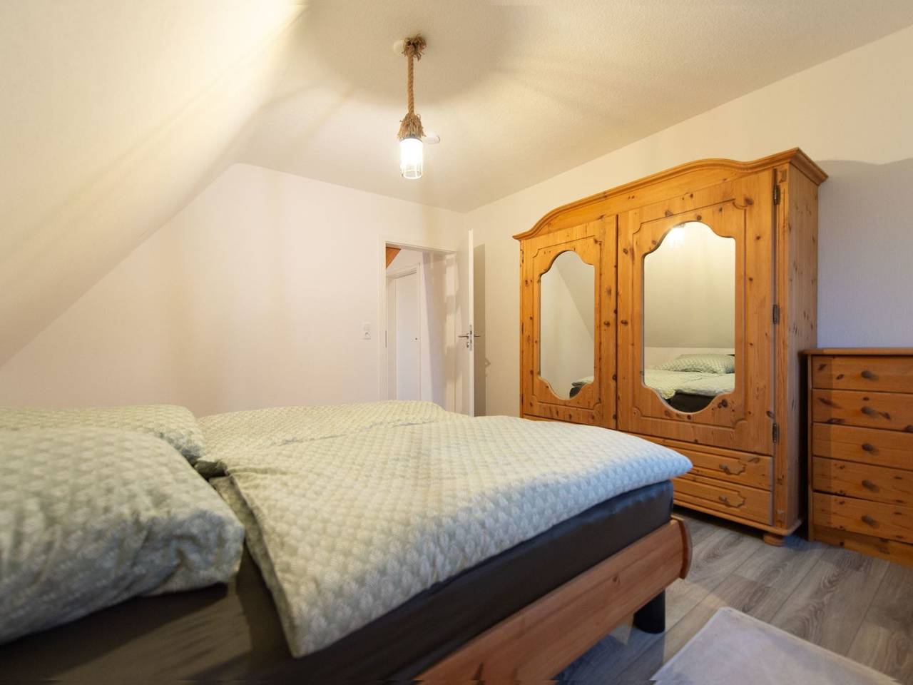 Ganze Wohnung, Charmantes Apartment am Strand in der Nähe des Stadtzentrums von Plaggenburg in Aurich, Landkreis Aurich