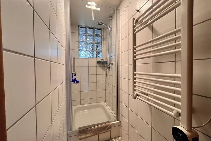 Apartamento entero, Elegante piso en Wiesbaden Biebrich junto al parque del castillo in Biebrich (Hesse), Wiesbaden