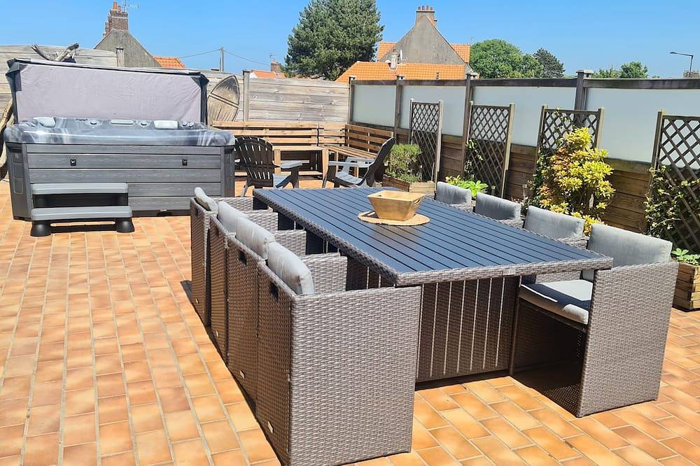 Gite 10 Personnes Avec Jacuzzi Privatif in Wissant, Région de Boulogne-sur-Mer