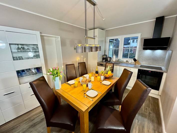 Ferienhaus für 6 Personen, mit Terrasse und Garten in Zingst - 3