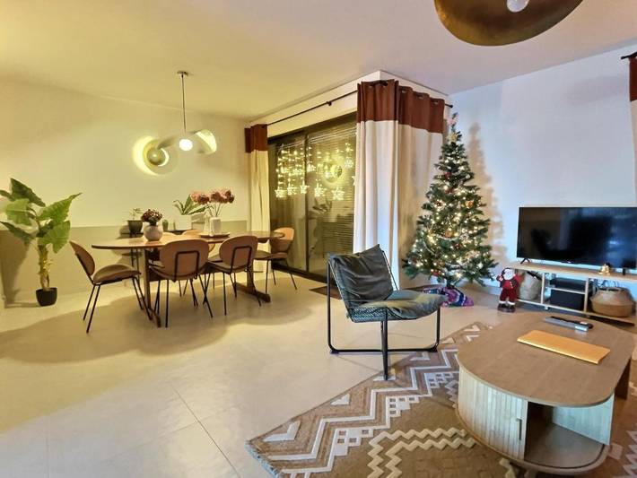 Appartement de vacances pour 8 personnes, avec balcon