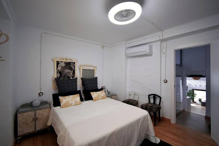 Gîte pour 2 personnes, avec jacuzzi et terrasse, animaux acceptés à Zuheros - 2