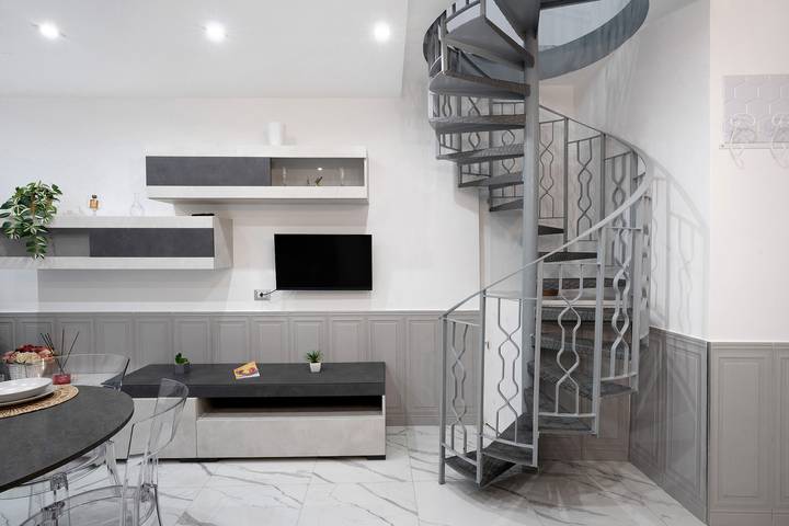 Gîte pour 4 personnes, avec jacuzzi et balcon, animaux acceptés à Castellammare di Stabia - 4