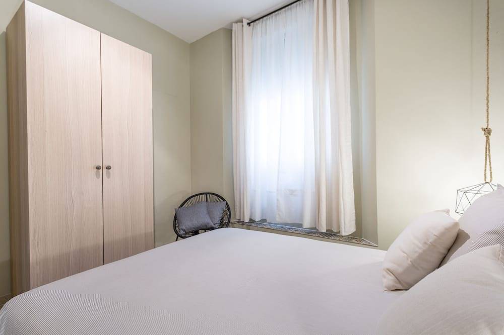 Apartamento de dos dormitorios en barrio histórico con Wifi gratis y Ac in Casco Antiguo, Sevilla