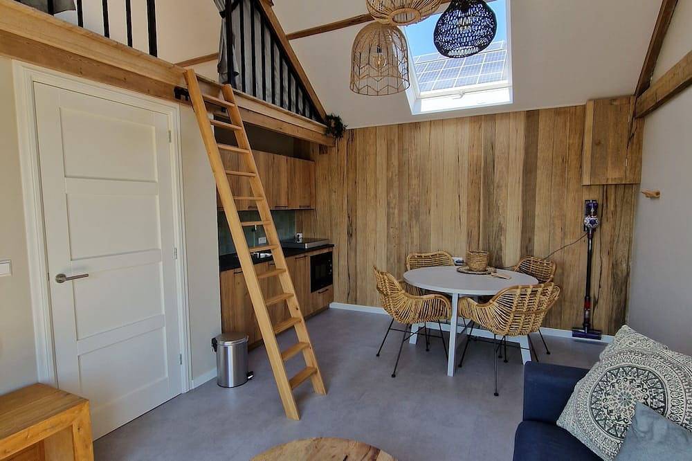 Ganze Wohnung, *Frühbucherrabatt* Ländliches Ferienhaus in der Nähe des Wattenmeeres! in Ijsselmeer