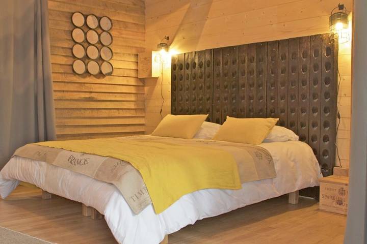 Gîte pour 2 personnes, avec vue ainsi que sauna et jardin dans Gennes-Val-de-Loire - 2