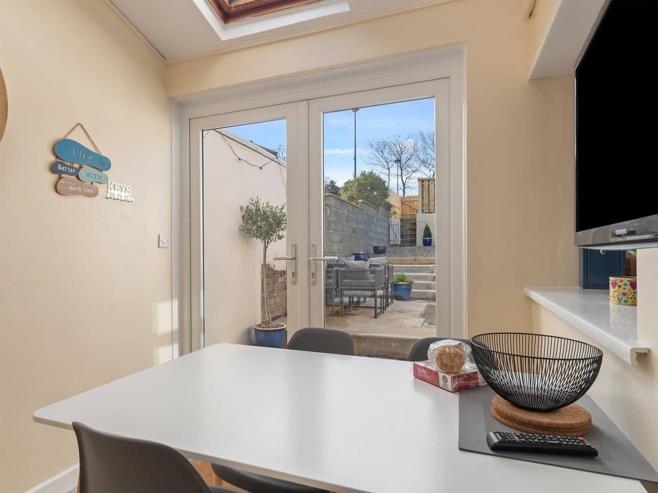 Y Ty Glas in New Quay, Cardigan Bay