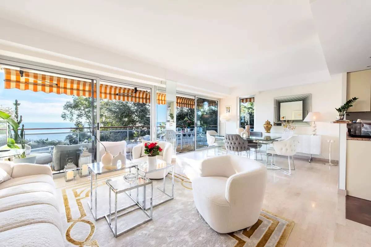 Appartement De Vacances pour 4 Personnes dans Vallauris, Région de Cannes