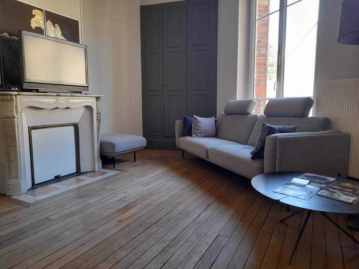 Magnifique maison avec terrasse in Château-Thierry, Aisne