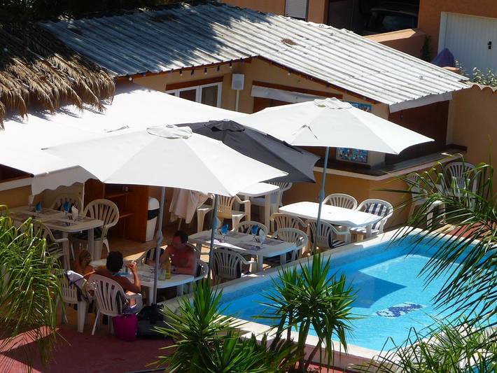 Appartement de vacances pour 6 personnes, avec piscine ainsi que vue et jardin, animaux acceptés