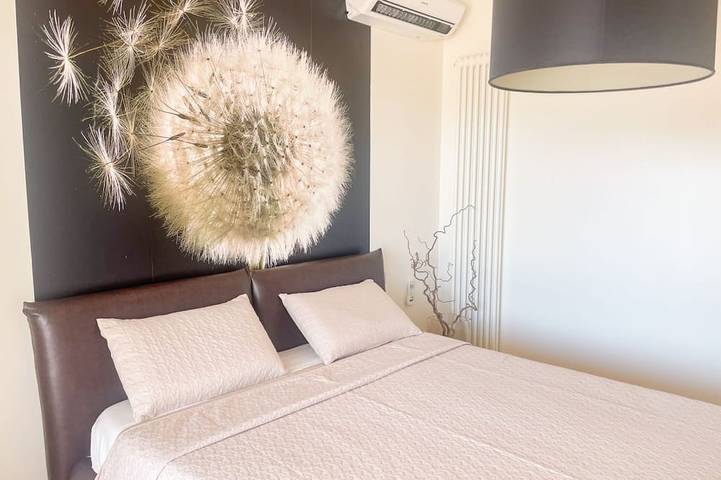 Ganze Wohnung, Riviera Palace - Royal, Three-room deluxe apartment in Venere Mare, Giulianova (Gemeinde)