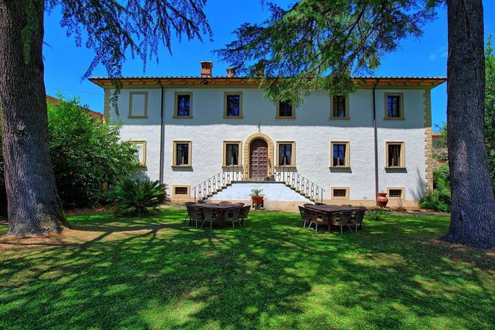 Villa Capolona in Capolona, Casentino