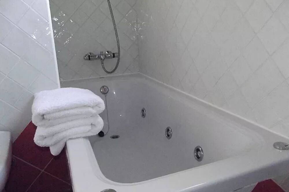 Manganese House - La Mina Rural in Minas La Isabel, El Almendro