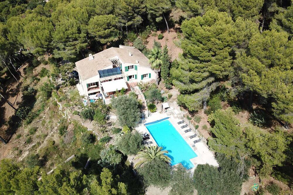 * Magnifique Villa Classée Vue Mer Grande Piscine Chauffée (Collines de Nice) * in Colomars, Côte méditerranéenne (France)