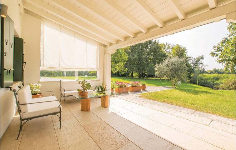 Appartamento con terrazza vicino a Silea e Fiume Sile in Silea, Parco Regionale del Fiume Sile