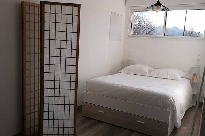 Location de vacances pour 12 personnes, avec terrasse à Châteauvieux - 4