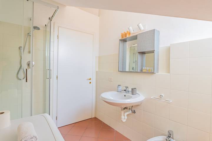 Appartamento intero, Piazza Michele Ferrero - Bilocale in Alba, Langhe