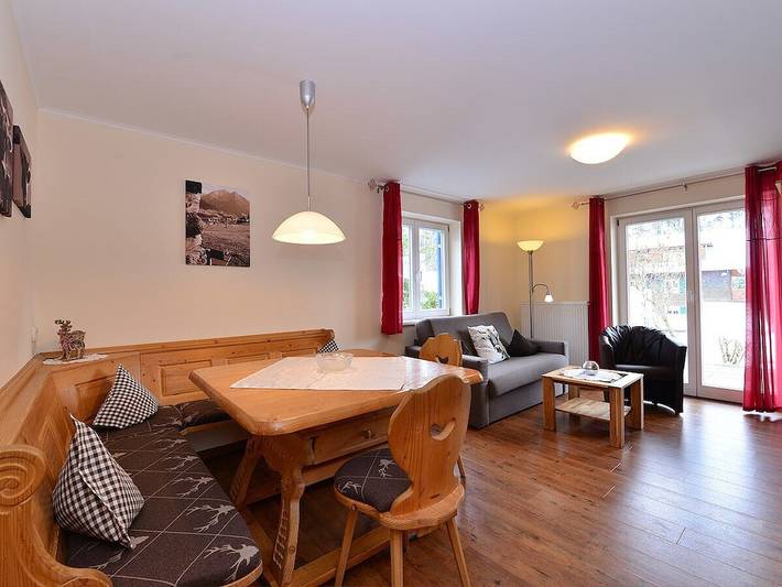 Ferienhaus für 4 Personen, mit Garten und Terrasse im Kleinwalsertal - 2