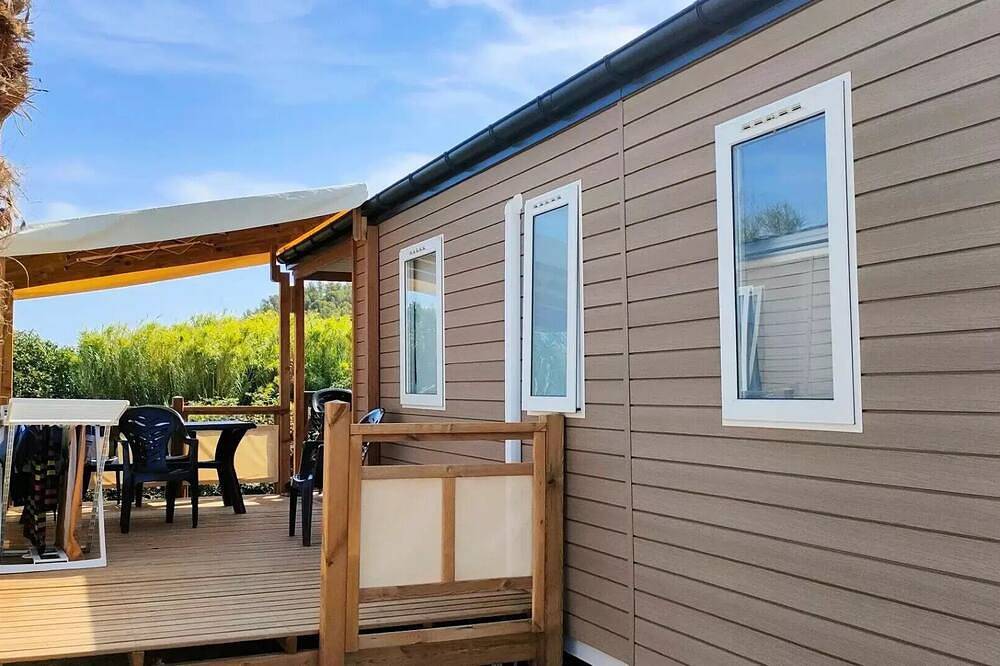 Camping Félix de la bastide *** - Arkansas Comfort 8 people in Saint-Mitre-les-Remparts, Istres und Umgebung