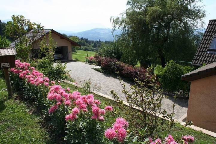 Gîte pour 2 personnes, avec Terrasse dans Semnoz