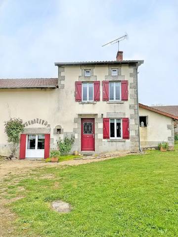 Gîte pour 7 personnes, avec jardin à Le Châtenet-en-Dognon