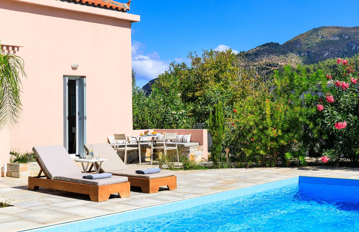 Charming Villa with Pool, Terrace & Parking - 800m from Skopelos City Center in Skopelos City, Sporades