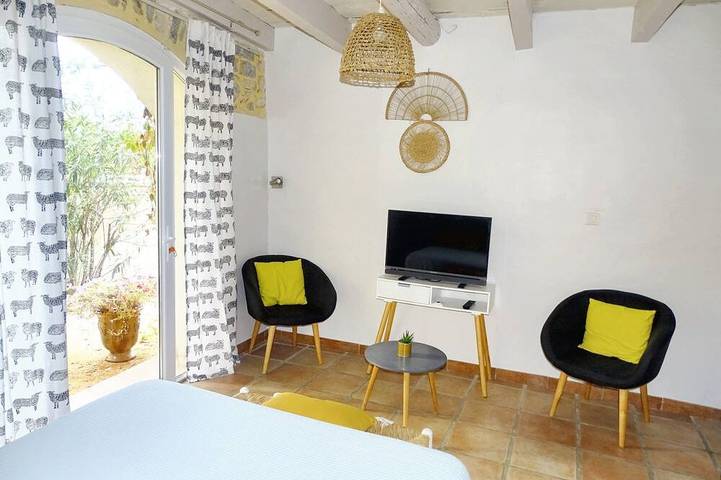 Location de vacances pour 4 personnes à Cardet - 3