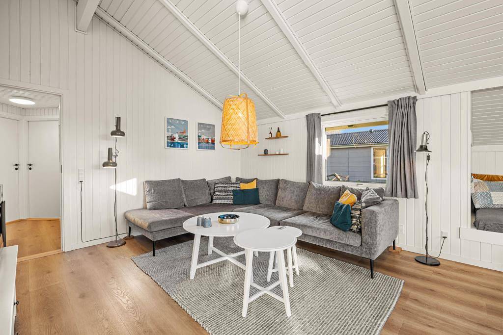Ferienhaus mit eingezäuntem Grundstück und Whirlpool in Bork Havn, Ringkøbing Fjord
