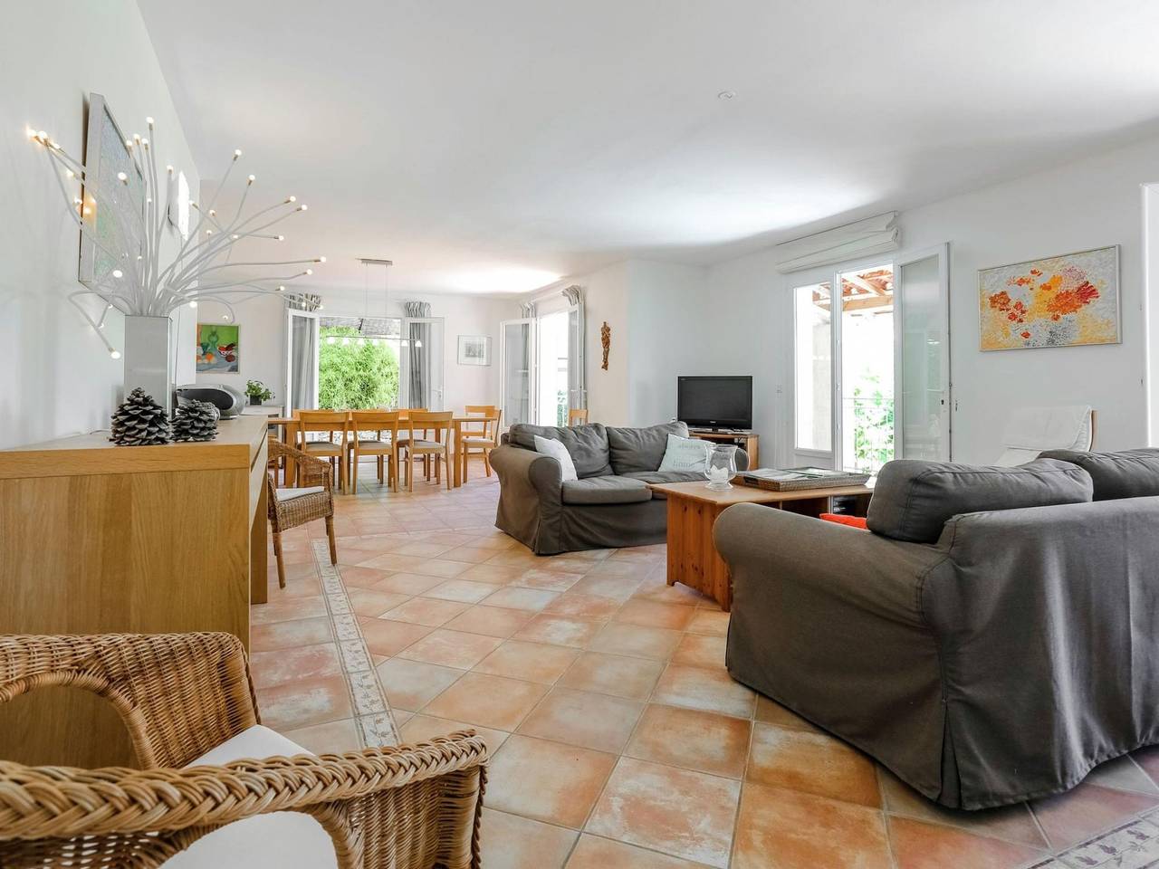 Spacious villa with private swimming pool, fabulous view, near Côte d'Azur in Vidauban, Region de Draguignan