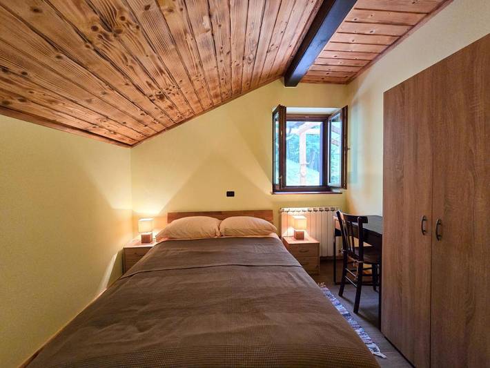 Gîte pour 5 personnes, avec vue ainsi que piscine et jardin, animaux acceptés à Kobarid - 4