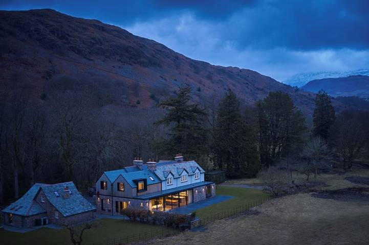 Cottage for 16 people, with garden, with pets in Eskdale