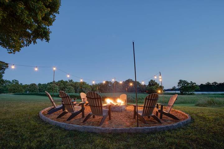 Vacation rental for 8 people, with balcony and hot tub in Chesapeake Bay