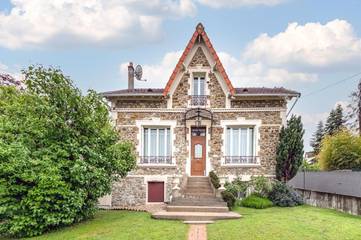 Cottage pour 2 personnes, avec jardin à Villeneuve-Saint-Georges