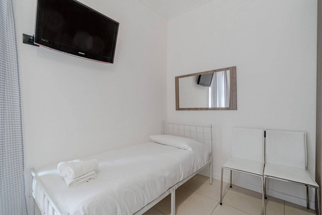 Guesthost - Ginevra Bright Flat near the Hospital, foto 12