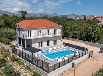 Villa mit pool für 10 Personen auf Hvar